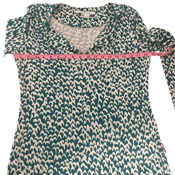 Diane Von Furstenberg Reina Long Sleeve Shift Dress 100% Silk Classic Size 8 - Picture 9 of 14